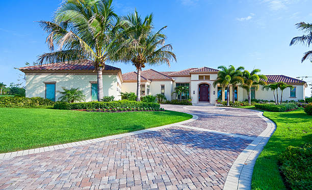 Best Interlocking Driveway Pavers  in Centreville, MI